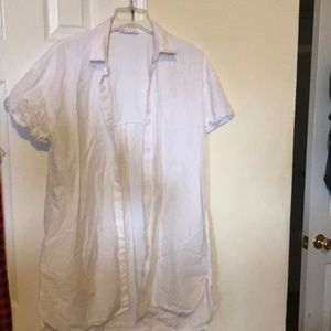 Oversized white shirt